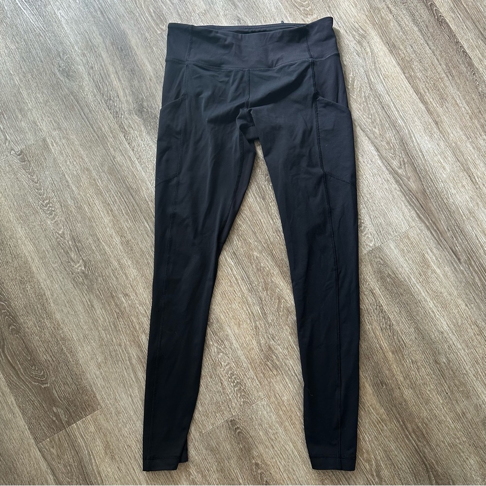 Lululemon Speed Tight V in Black
